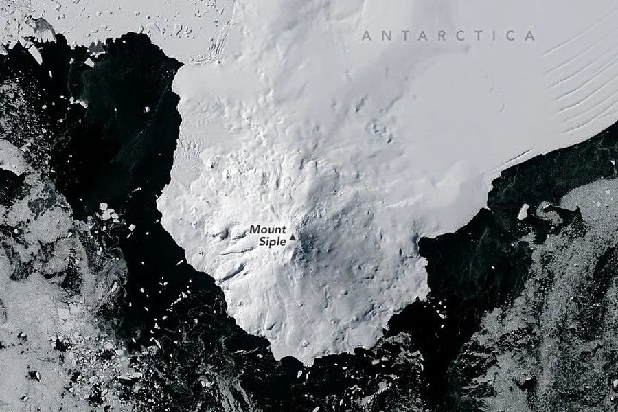 Satellite context of the Siple Island region near Maher Island in Antarctica